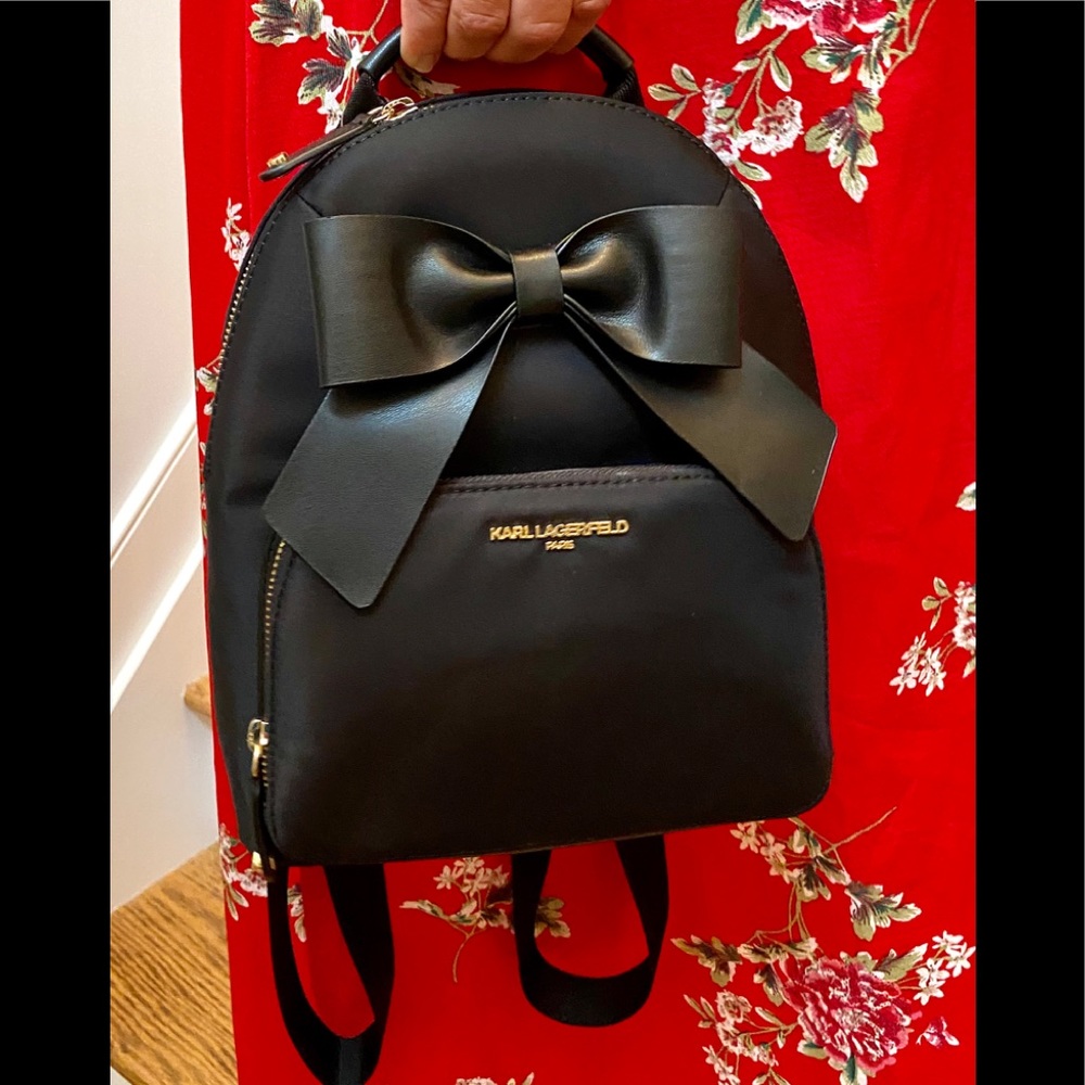 🎁 SOLD! NEW CUTE KARL LAGERFELD PARIS BACKPACK - Picture 2 of 11